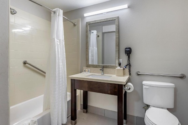 Comfort Inn & Suites North Little Rock JFK Blvd image 30