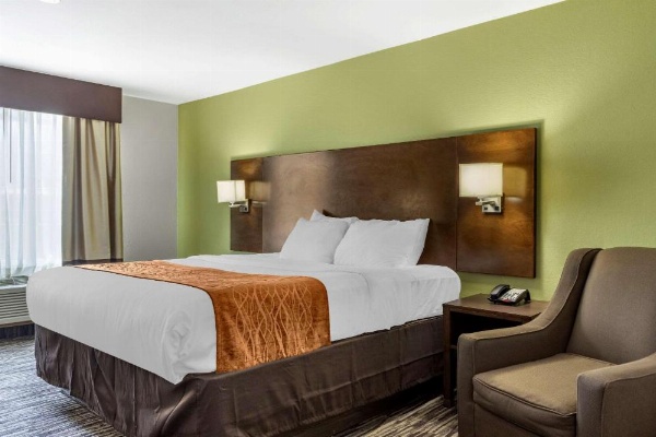 Comfort Inn & Suites North Little Rock JFK Blvd image 9